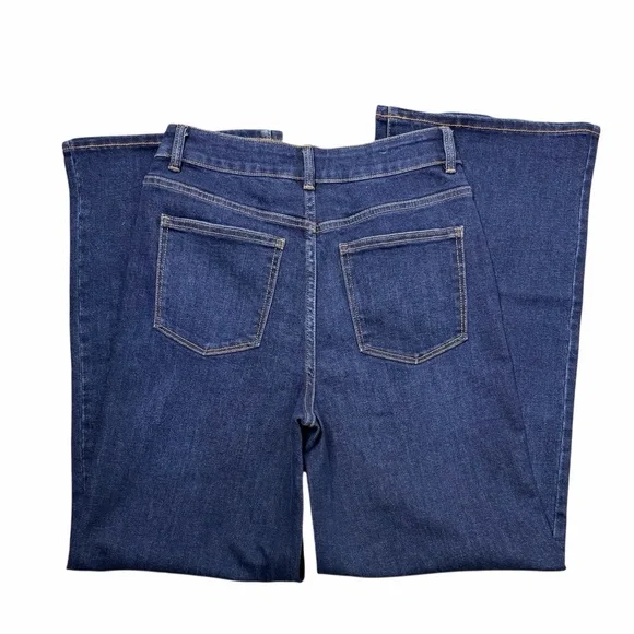 Well Worn High Rise Wide Leg Denim Jeans - Dark Wash. Like new. Size 6/28 - Picture 5 of 7